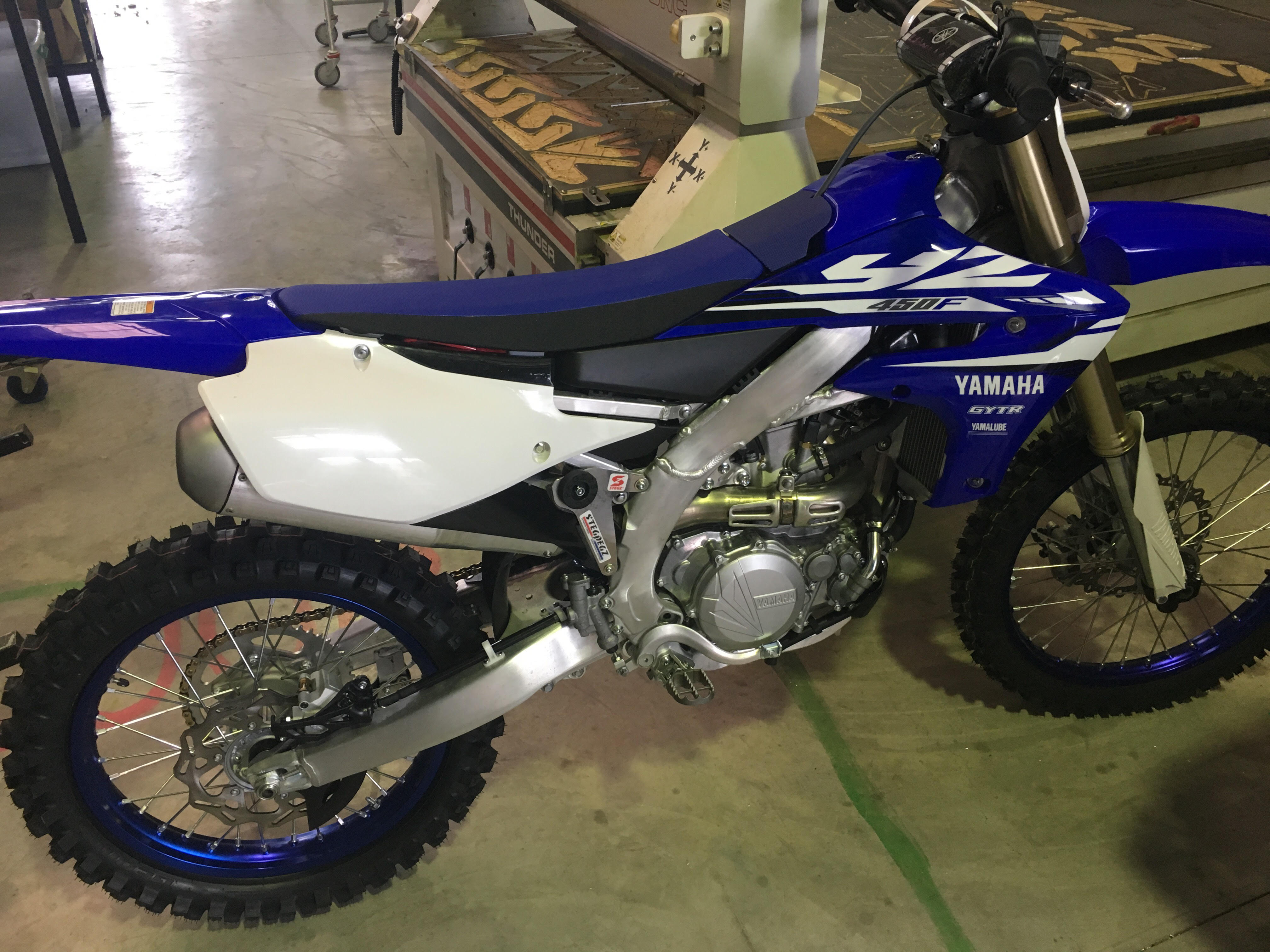 新着 SP65 2020-2024 Yamaha YZ250FX – Steg Pegz パーツ